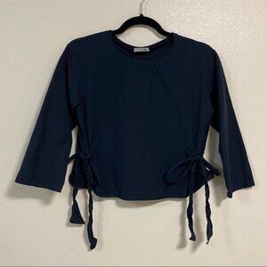 Zara Top women’s Size Small Navy crop Top Blouse